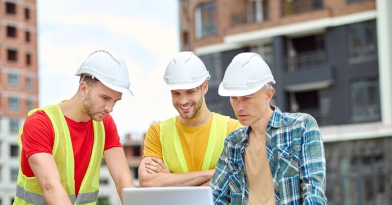 The Benefits of Collaboration in Large-Scale Construction Projects