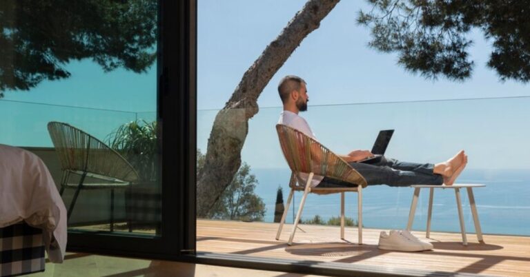 Elevate Your Workspace Experience at The Hill OP
